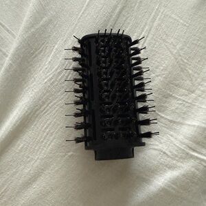 Shark FlexStyle Paddle Brush attachement